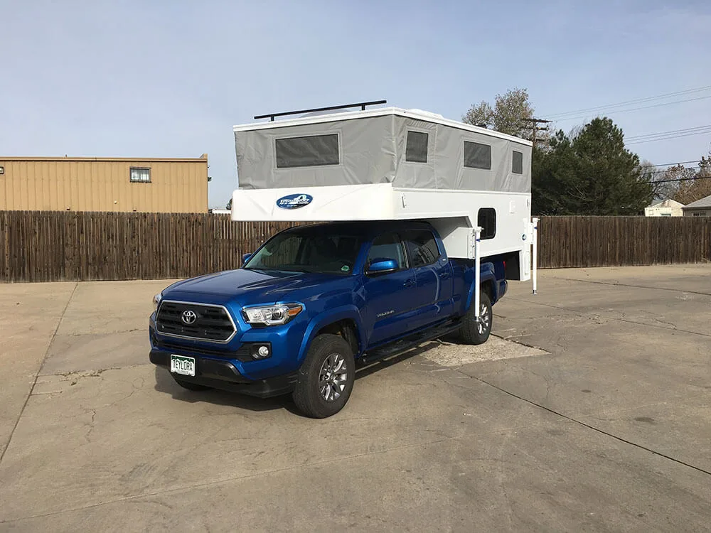 phoenix slide-in best truck camper in pop up side